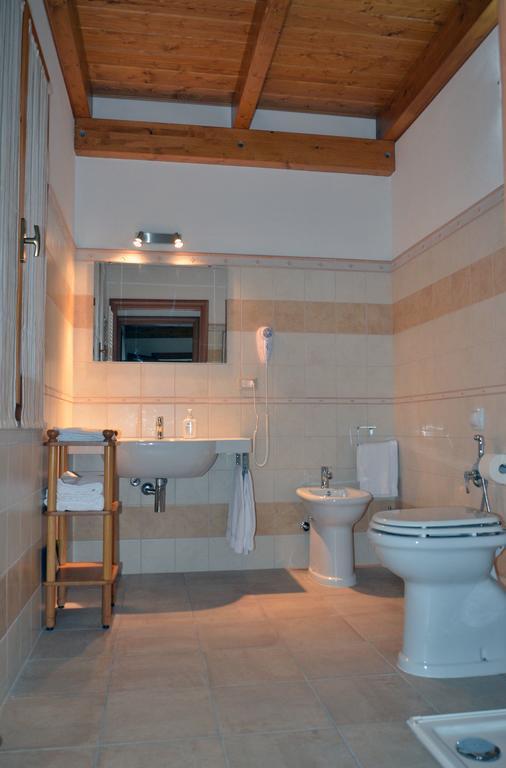 Agriturismo La Ghiandaia Alghero Santa Maria la Palma Værelse billede